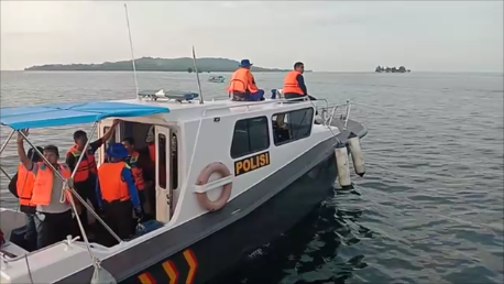 Kapal Nelayan Bermuatan 11 Orang dikabarkan Hilang di Perairan Mamuju