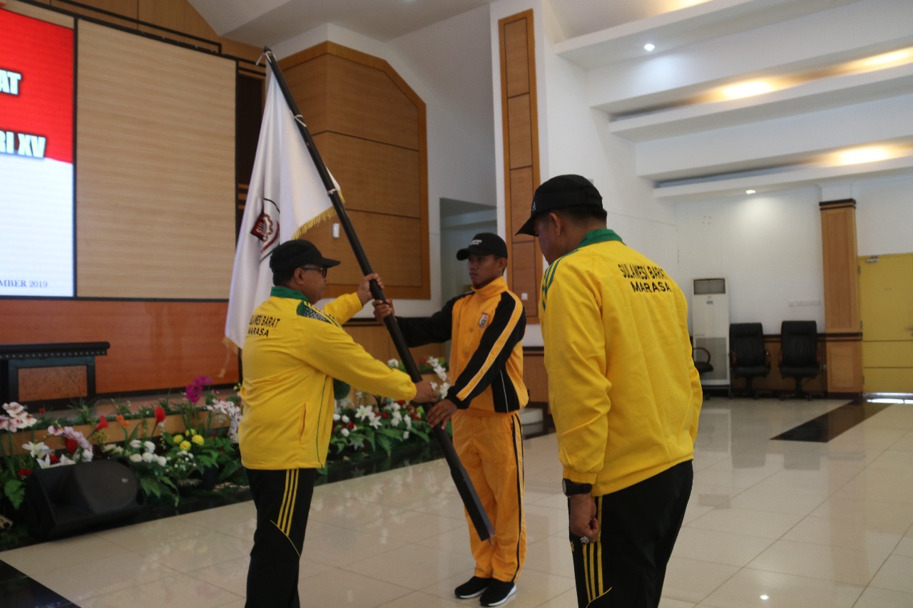 061119-Lepas Atlet2