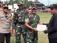 Serahkan Bantuan usai Pembukaan TMMD, Kasiter Kasrem : Wujud TNI Hadir di Tengah Masyarakat