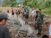 TMMD ke 121 di Riso Polman, Satgas Pasang Bronjong-Normalisasi Sungai Antisipasi Banjir
