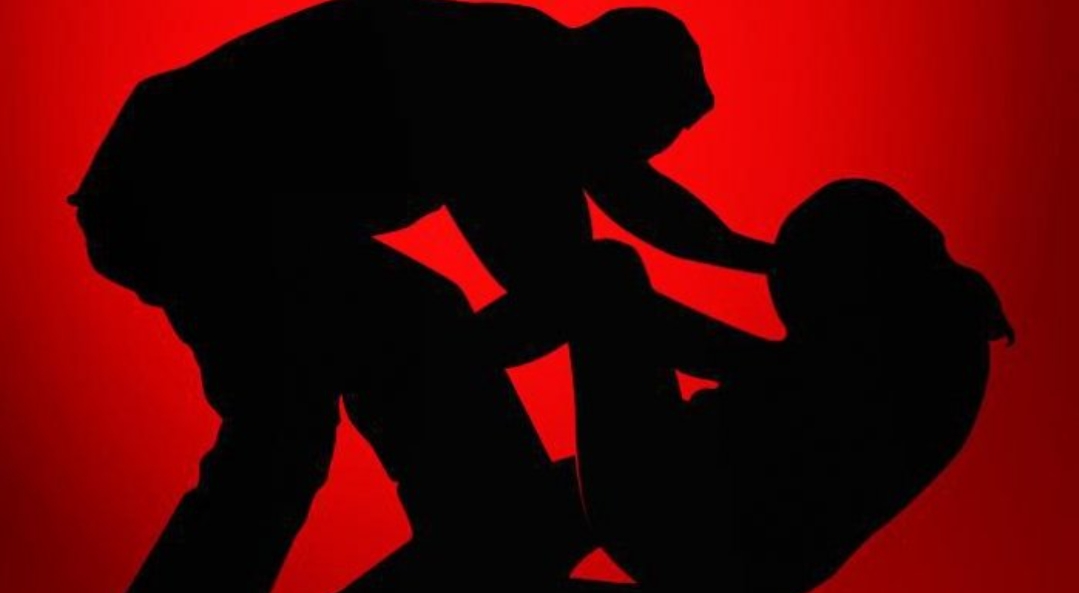 Pemuda Diduga ODGJ Diamankan usai Coba Perkosa Guru SMA di Polman, Pelaku Diobservasi Pemuda Diduga ODGJ Diamankan usai Coba Perkosa Guru SMA di Polman, Pelaku Diobservasi