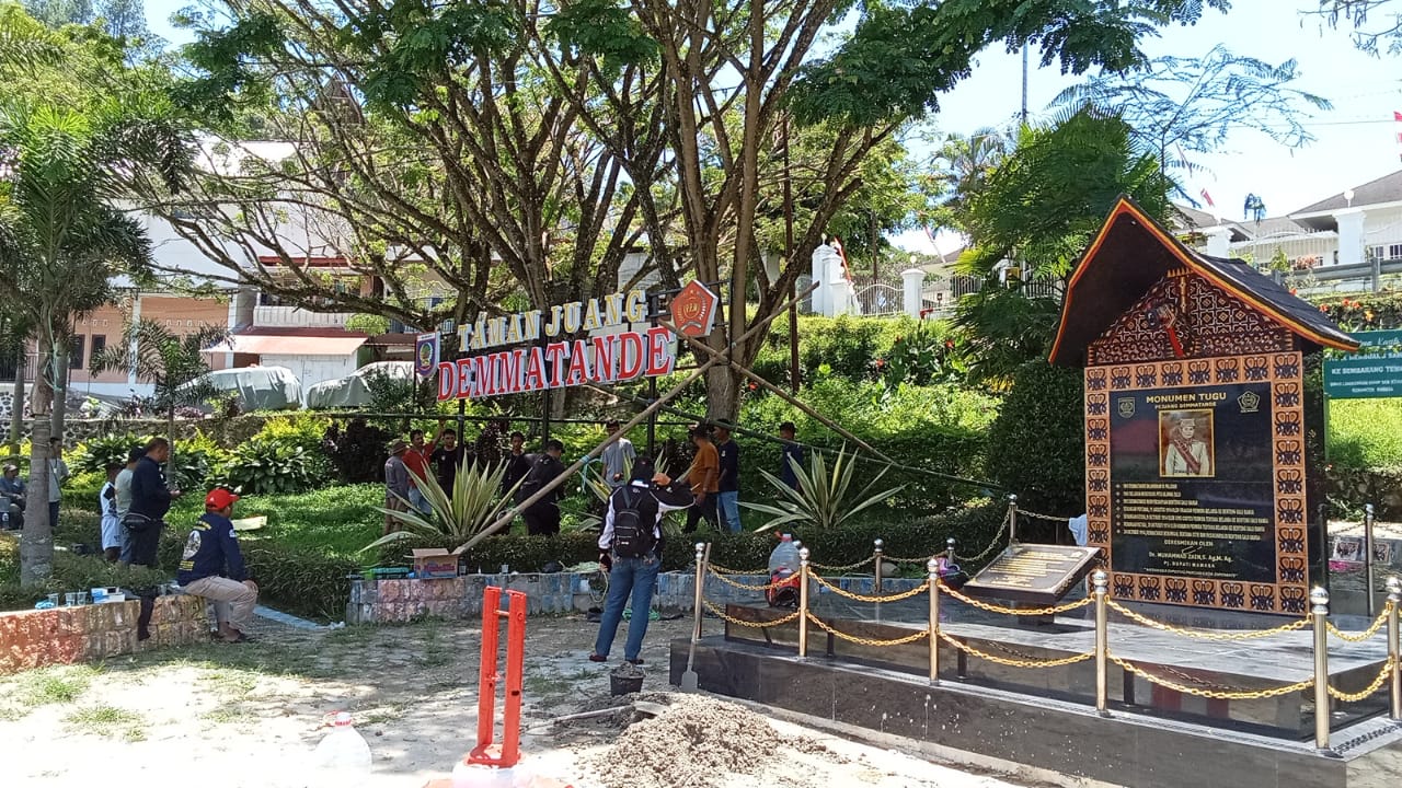 Taman Juang Pahlawan Demmatande Berdiri di Mamasa, Harapan Warga Demmatande Diberi Gelar Pahlawan Nasional 151024-Tugu Demmatande
