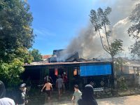 2 Rumah Hangus Terbakar di Wonomulyo Polman, Warga Sempat Dengar Ledakan