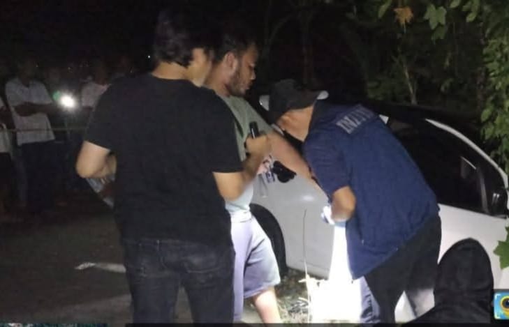 Geger Temuan Mayat Pria Dalam Mobil Diduga Korban Pembunuhan di Polman Geger Temuan Mayat Pria Dalam Mobil Diduga Korban Pembunuhan di Polman