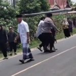 Viral ! Dua Kelompok Warga Terlibat Keributan di Campalagian Polman 061125-Ribut