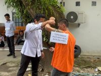 Rekontruksi Kasus Penikaman Tewaskan Warga di Wonomulyo Polman, Tersangka Peragakan 17 Adegan