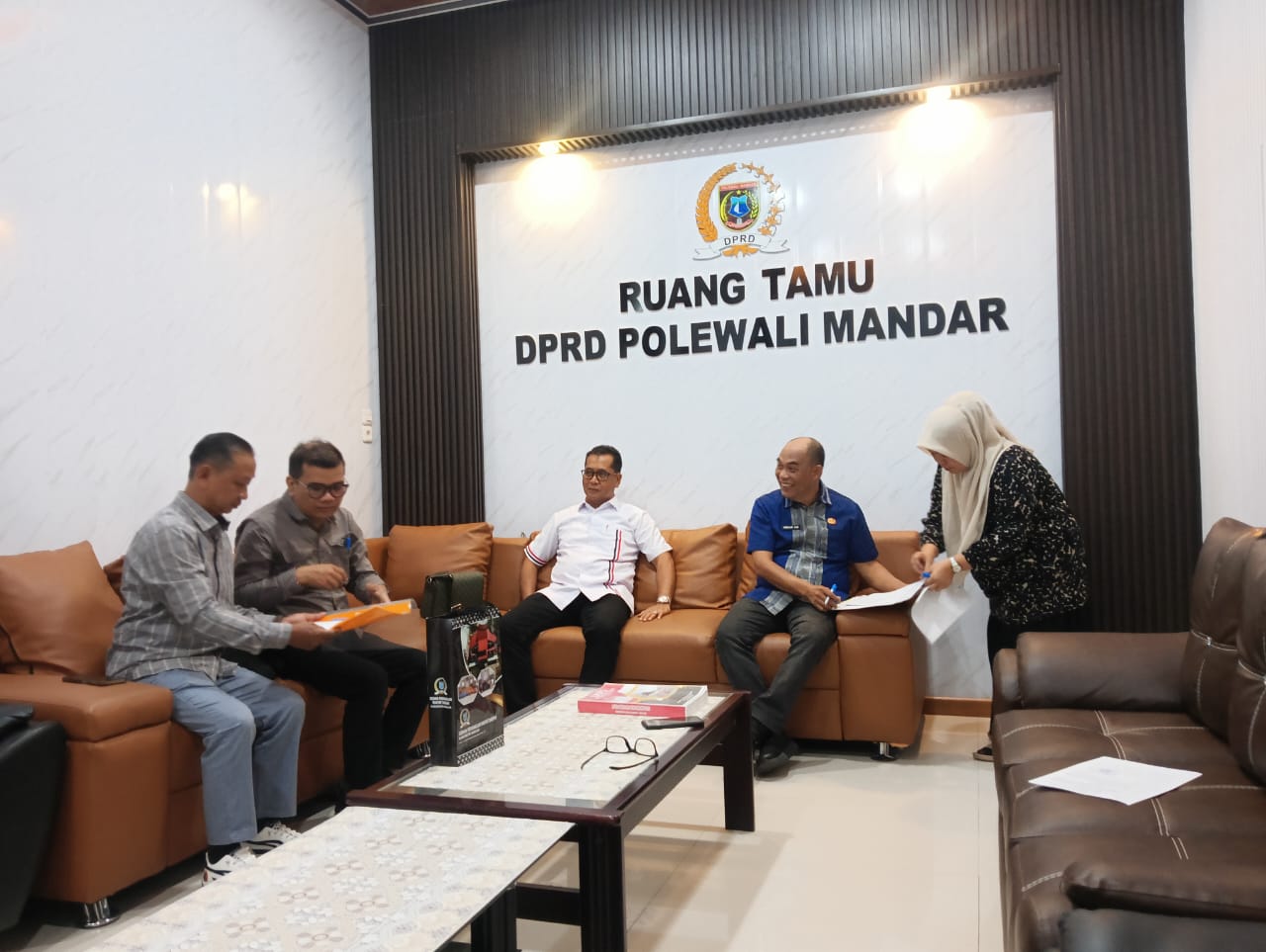 DPRD Banjar Kunjungi DPRD Polman, Studi Optimalisasi Penganggaran Ditengah Efisiensi