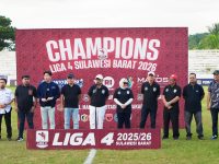Saksikan Final Liga 4, Gubernur Janji Kembangkan Sepak Bola di Sulbar