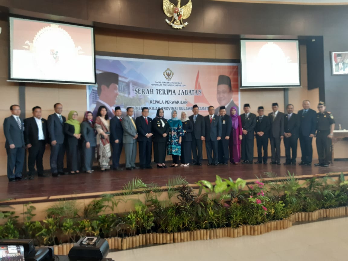 FOTO : Ketua DPRD Sulbar Hadiri Sertijab Kepala BPK RI Perwakilan Sulbar