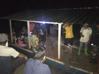 Terjun ke Sungai Lantaran Takut Ditangkap Polisi, 2 Warga Polman Hilang