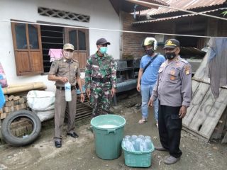 Kepergok Pesta ''Ballo'' di Wonomulyo, 5 Warga Diamankan Petugas Kepergok Pesta ''Ballo'' di Wonomulyo, 5 Warga Diamankan Petugas