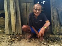 Kisah Lansia Miskin  Hidup Memprihatinkan di Puncak Gunung Mamasa