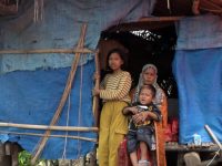 Dikunjungi Mensos, Janda Tinggal di Gubuk Bersama 3 Anak di Polman Diberi Rumah