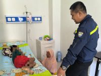 Bocah 7 Tahun Nyaris Tewas Akibat Tenggelam di Pantai Bahari Polman