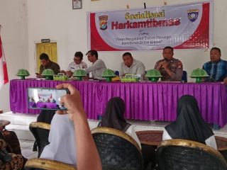 Bhabinkamtibmas Tapua Polman Edukasi Warga Bijak Gunakan Medsos