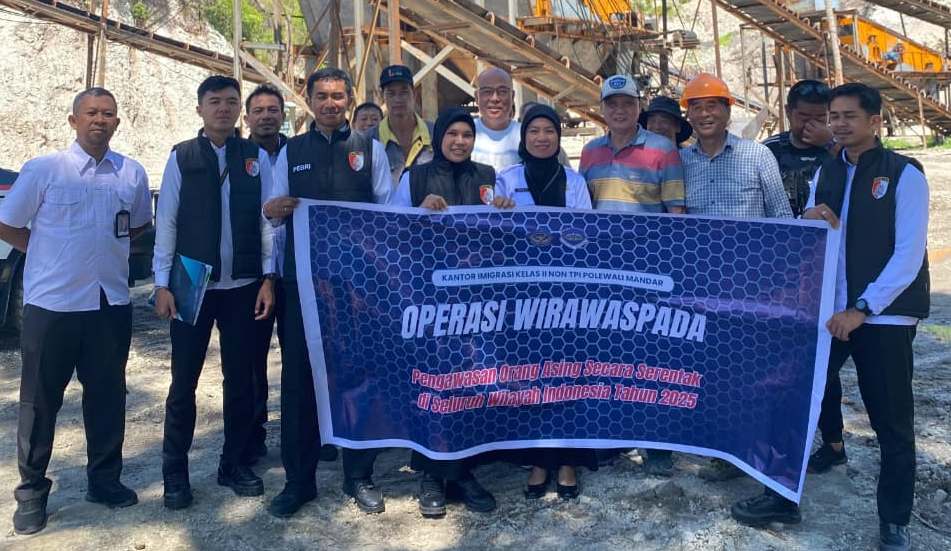 Pastikan Orang Asing Taat Aturan, Imigrasi Polman Gelar Operasi Wira Waspada