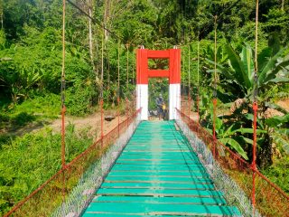 Warga Tagih Janji Pemerintah Perbaiki Jalan Desa Lenggo Polman, Harap TNI Terlibat