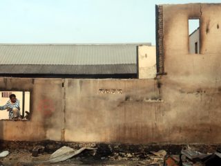 Lansia 60 Tahun Tewas Kelelahan Bantu Evakuasi Barang Korban Kebakaran di Polman