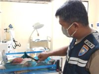 Geger Penemuan Bayi Dikerumuni Semut dalam Saluran Drainase di Polman