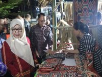 Pemprov Sulbar Dorong Pengembangan Tenun untuk Tingkatkan Perekonomian