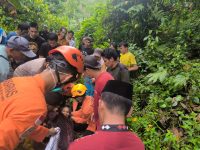 Diduga Tersesat, Nenek 70 Tahun Ditemukan Lemas di Hutan Polman